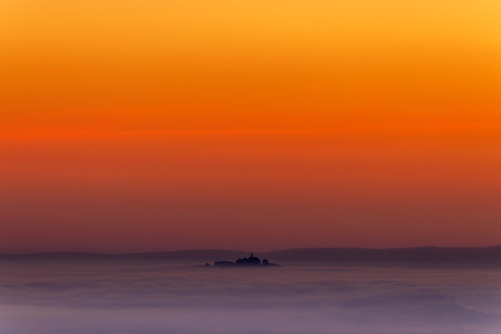 Amöneburg vor Sonnenaufgang